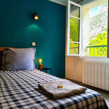 ホテル Auberge De Calendal エグラン エクステリア 写真