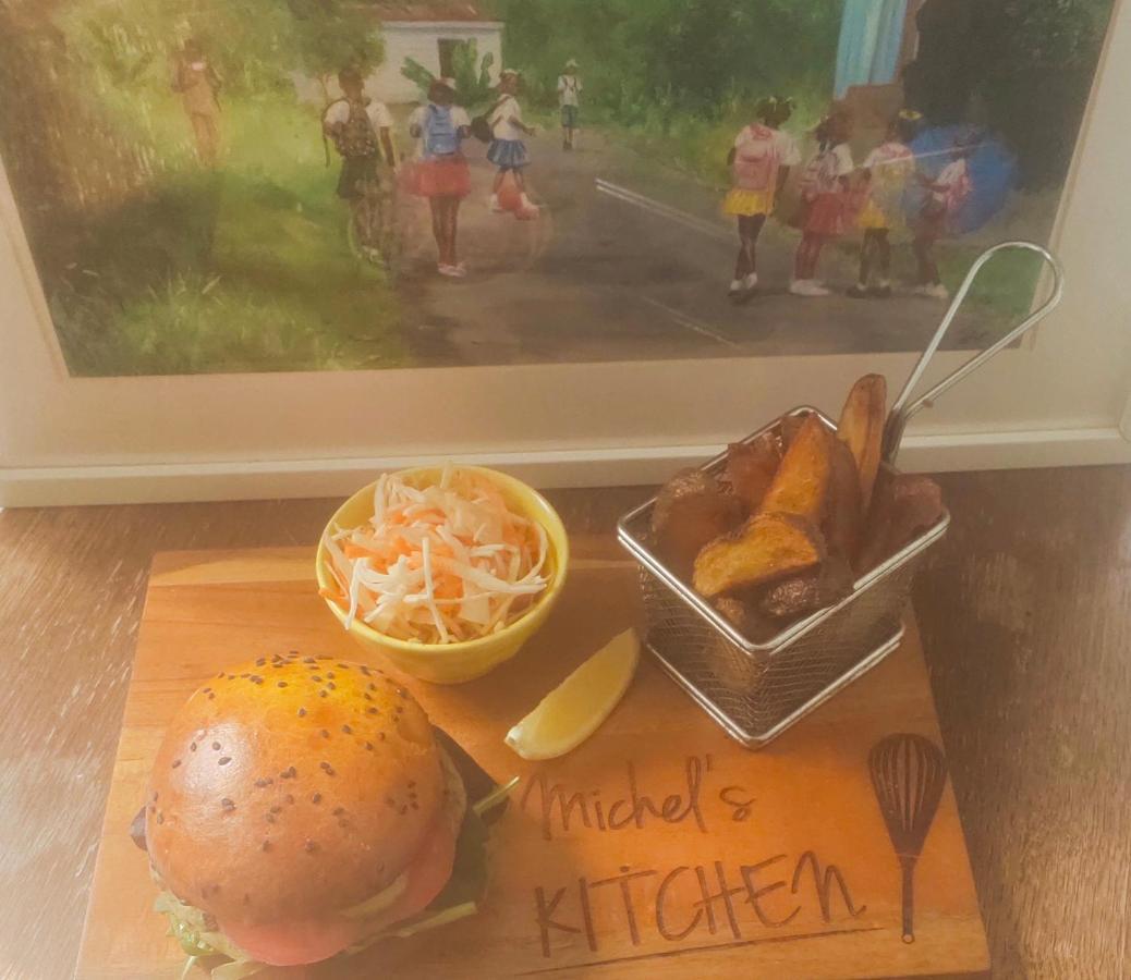 ホテル Auberge De Calendal エグラン エクステリア 写真